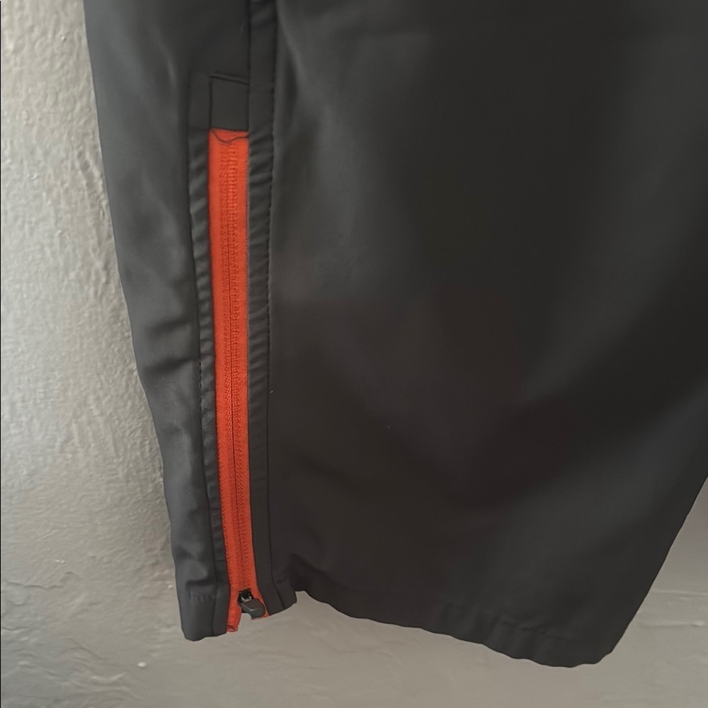 Free Country Black and Red Joggers with Tapered Ankle 21 - Picture 7 of 16